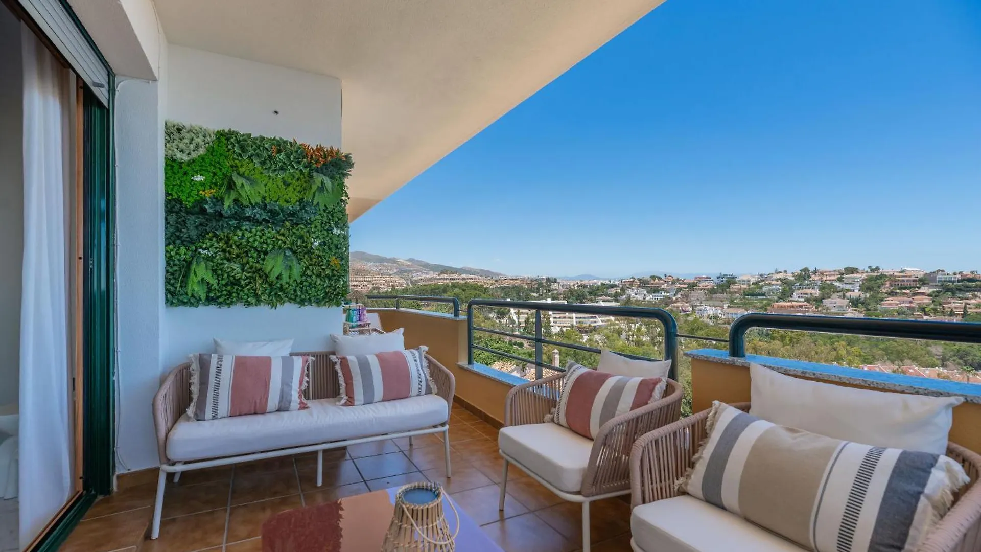 Luxury 4Bdr Penthouse With Sea Views Apartment Benalmadena