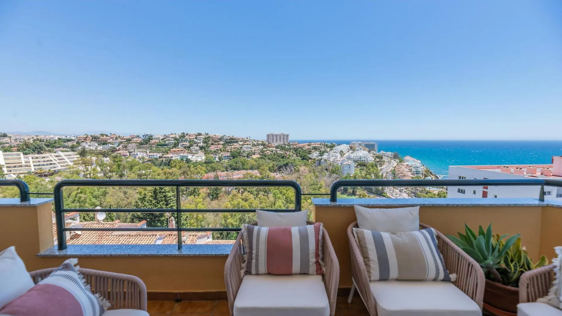 Luxury 4Bdr Penthouse With Sea Views Apartment Benalmadena